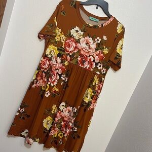 Floral Brown Short Sleeve Dress Women’s Large